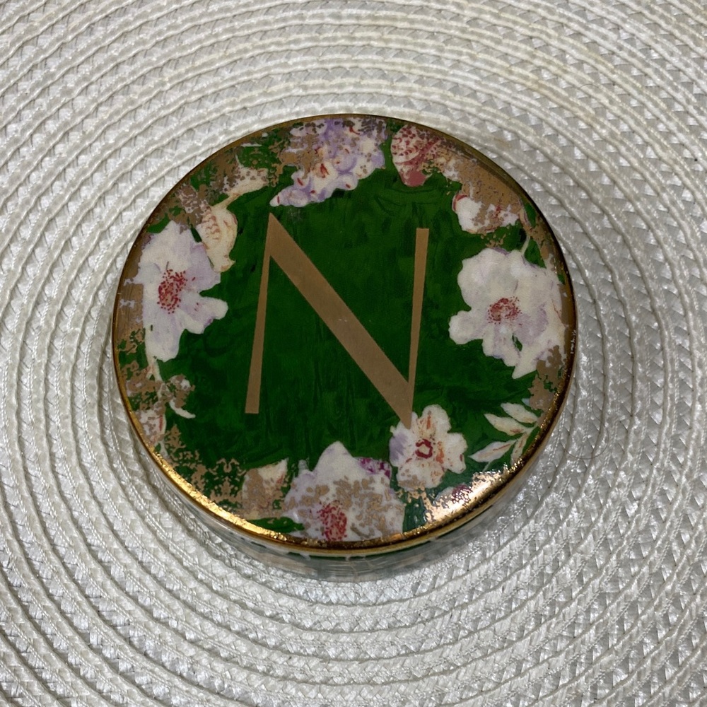 Anthropologie Emmaline Stoneware Lidded Monogram Trinket Dish letter
